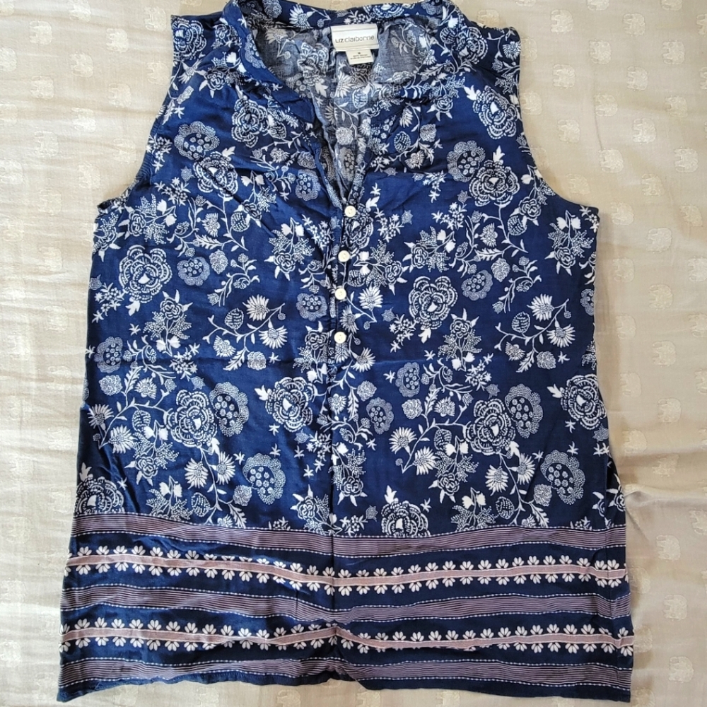 Floral sleeveless blouse